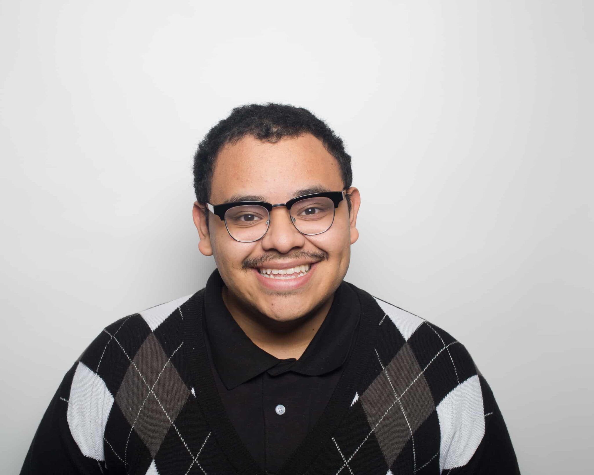 staffportraits-LarsonOrthodontics-AlexandriaVA-smilesbylarson.com62 Larson Orthodontics Alexandria, VA Braces and Invisalign staffportraits LarsonOrthodontics AlexandriaVA smilesbylarson.com62 - The Larson Team