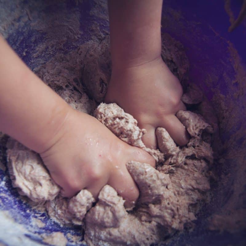 child hands in baking dough P934NJN 800x800 - 7 Cool Things To Do With Your Kids At Home