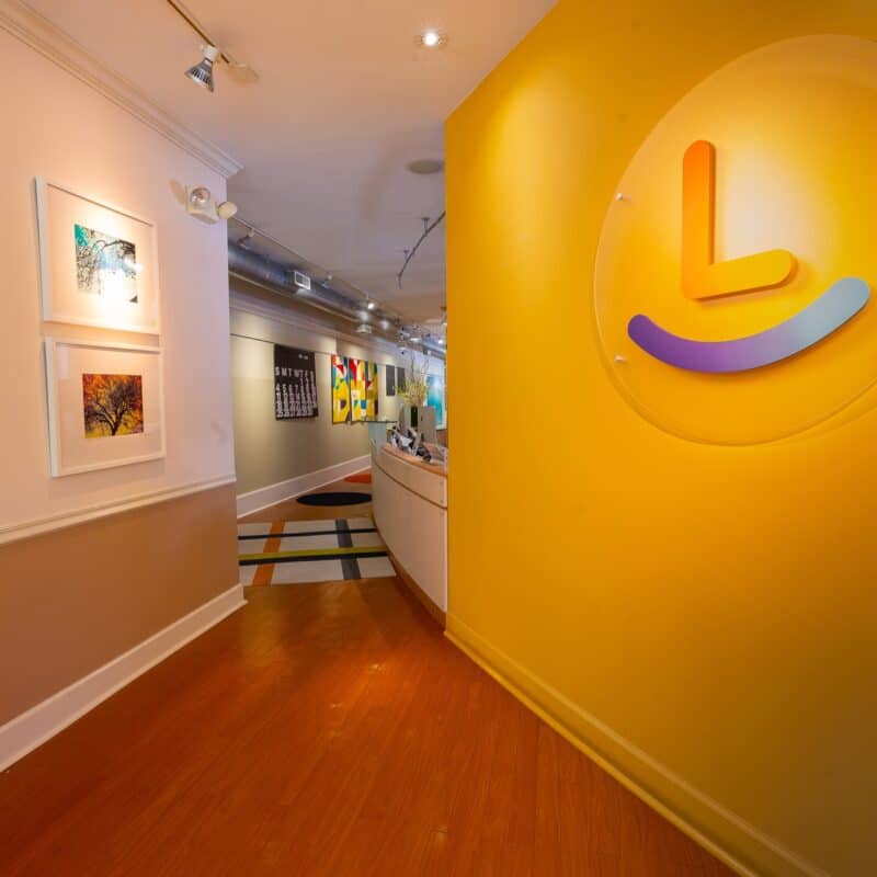 Office Interior Larson Orthodontics Alexandria Virginia 2021 13 800x800 - Our Orthodontic Office in Alexandria Virginia