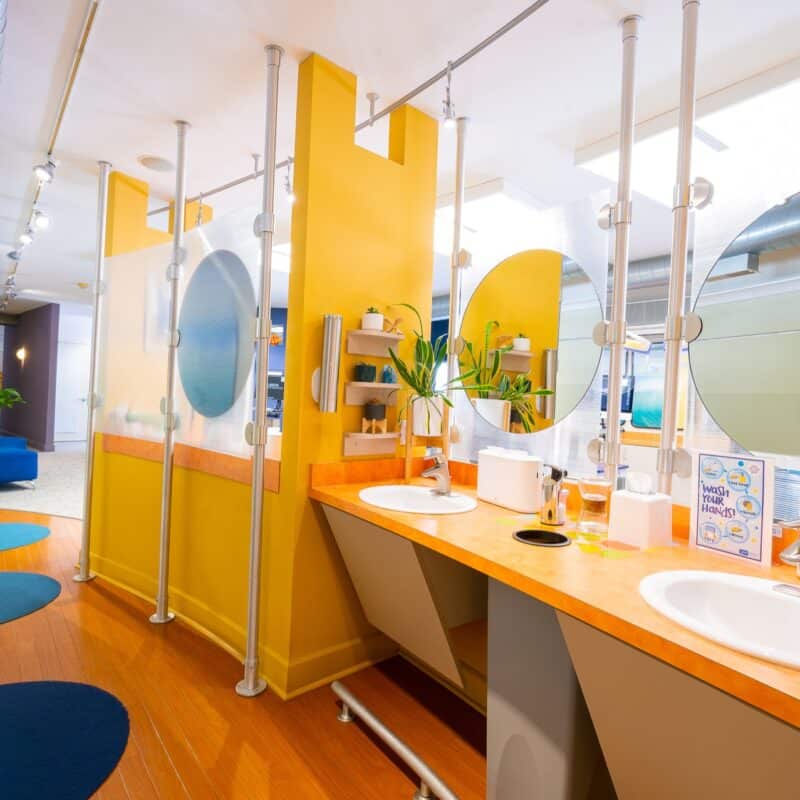 Office Interior Larson Orthodontics Alexandria Virginia 2021 26 800x800 - Our Orthodontic Office in Alexandria Virginia