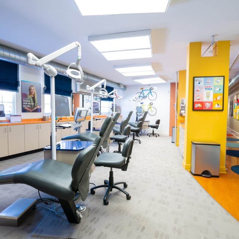 Office Interior Larson Orthodontics Alexandria Virginia 2021 29 800x800 - Our Office