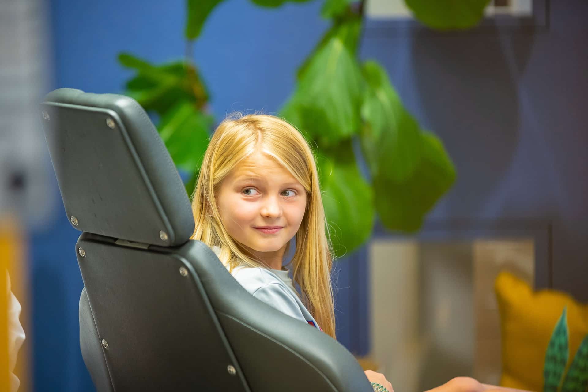 Patient Candids Larson Orthodontics Alexandria Virginia 2021 125 - Help! How Do I Keep Stains Off My Clear Braces?