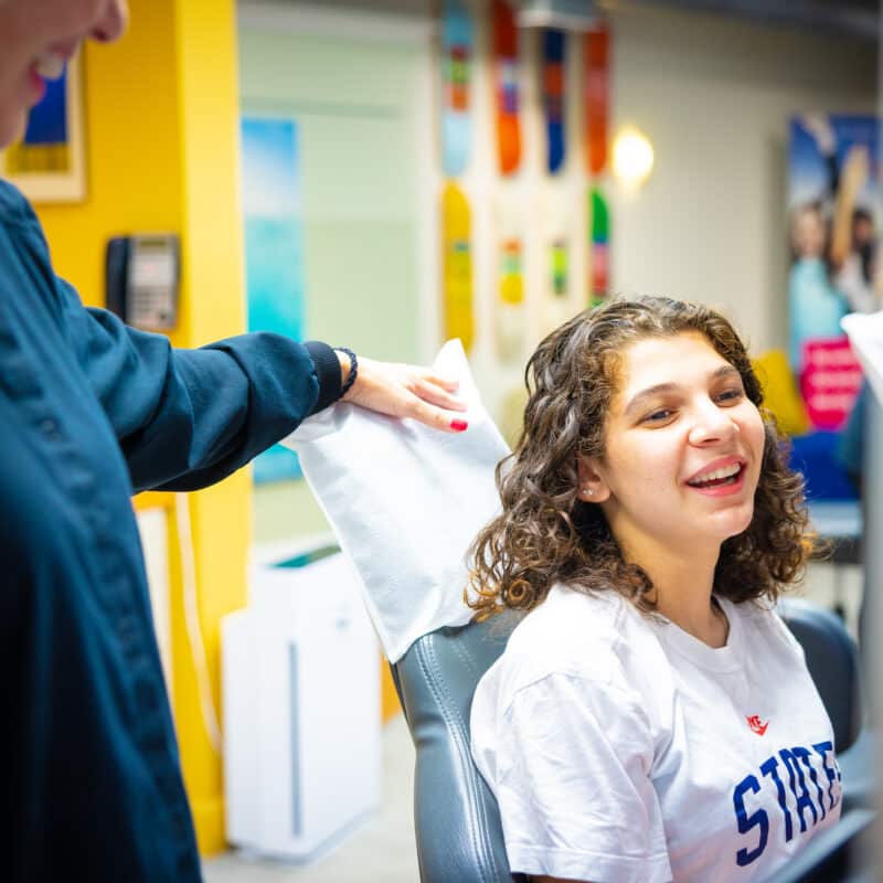 Patient Candids Larson Orthodontics Alexandria VA 2022 14 800x800 - 3M Clarity Clear Braces